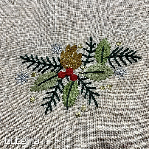 Bestickte Tischdecke BUNTE Zweige