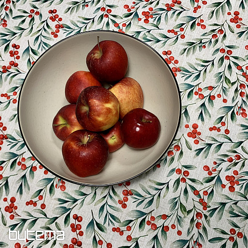 Dekorative Tischdecke WEIHNACHTSBEEREN