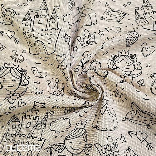 Prinzessin malt Stoff auf einfarbigem Hintergrund