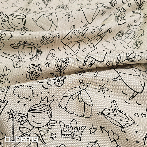 Prinzessin malt Stoff auf einfarbigem Hintergrund