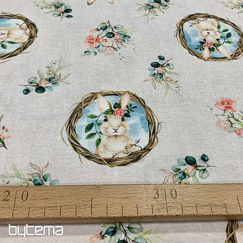 Dekorativer Stoff Osterhase mit Rose