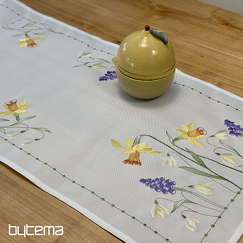 Bestickte Tischdecke und Schal NARCISSIS UND SCHNEEDOCHTOCHTER