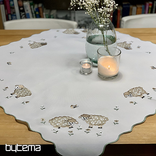 Bestickte Tischdecke und Schal OSTERNLÄMMER