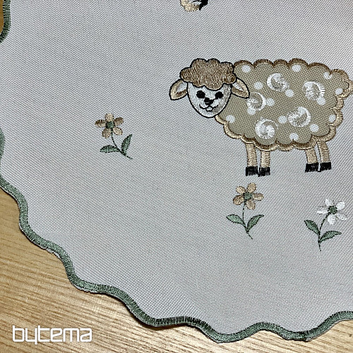 Bestickte Tischdecke und Schal OSTERNLÄMMER