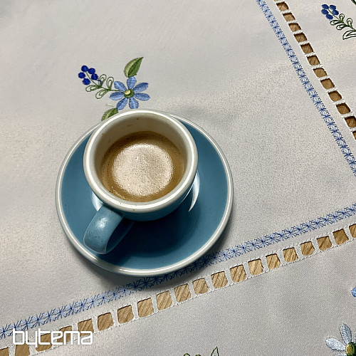 Bestickte Tischdecke und Schal VERGESSENE BLUMEN