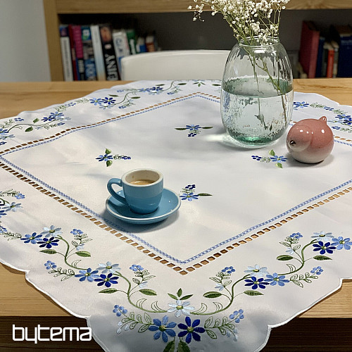 Bestickte Tischdecke und Schal VERGESSENE BLUMEN