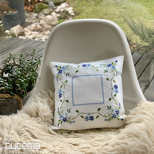 Bestickter dekorativer Bezug VERGESSENE BLUME