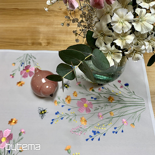 Bestickte Tischdecke und Schal Wiese und Bienen