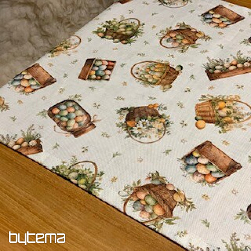 Ostertischdecke und Schal, bunte Eier