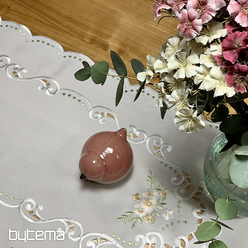 Tischdecke und Schal mit Blumenmuster, aprikosenfarben bestickt