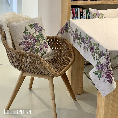 Kissenbezug mit Wandteppichmuster, lila in der Mitte