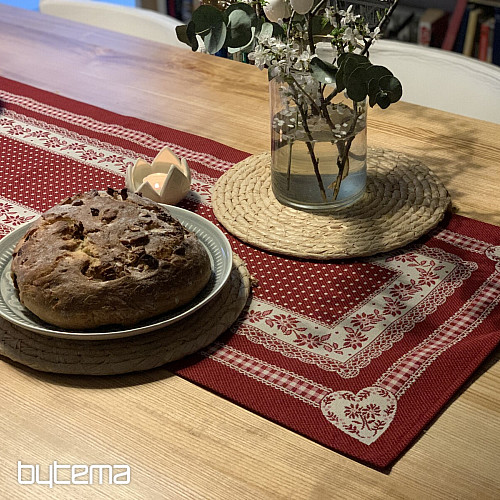 Gobelin-Tischdecke und Schal SELSKÁ JIZBA rot